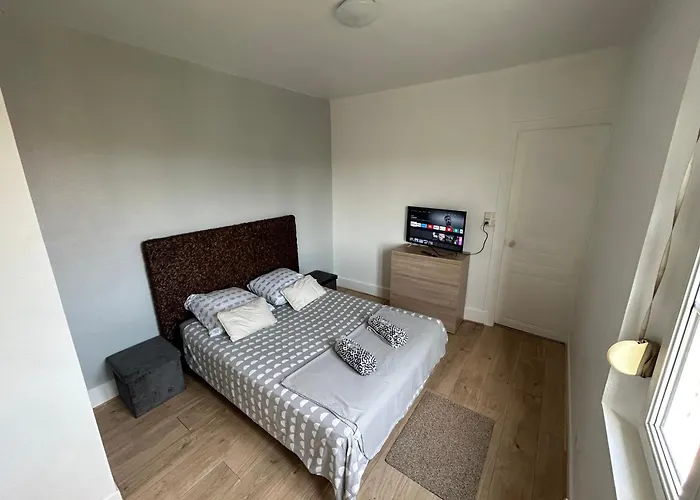 La Cle De Fa - Fibre Wifi - Parking - Calme Et Tranquilite Troyes